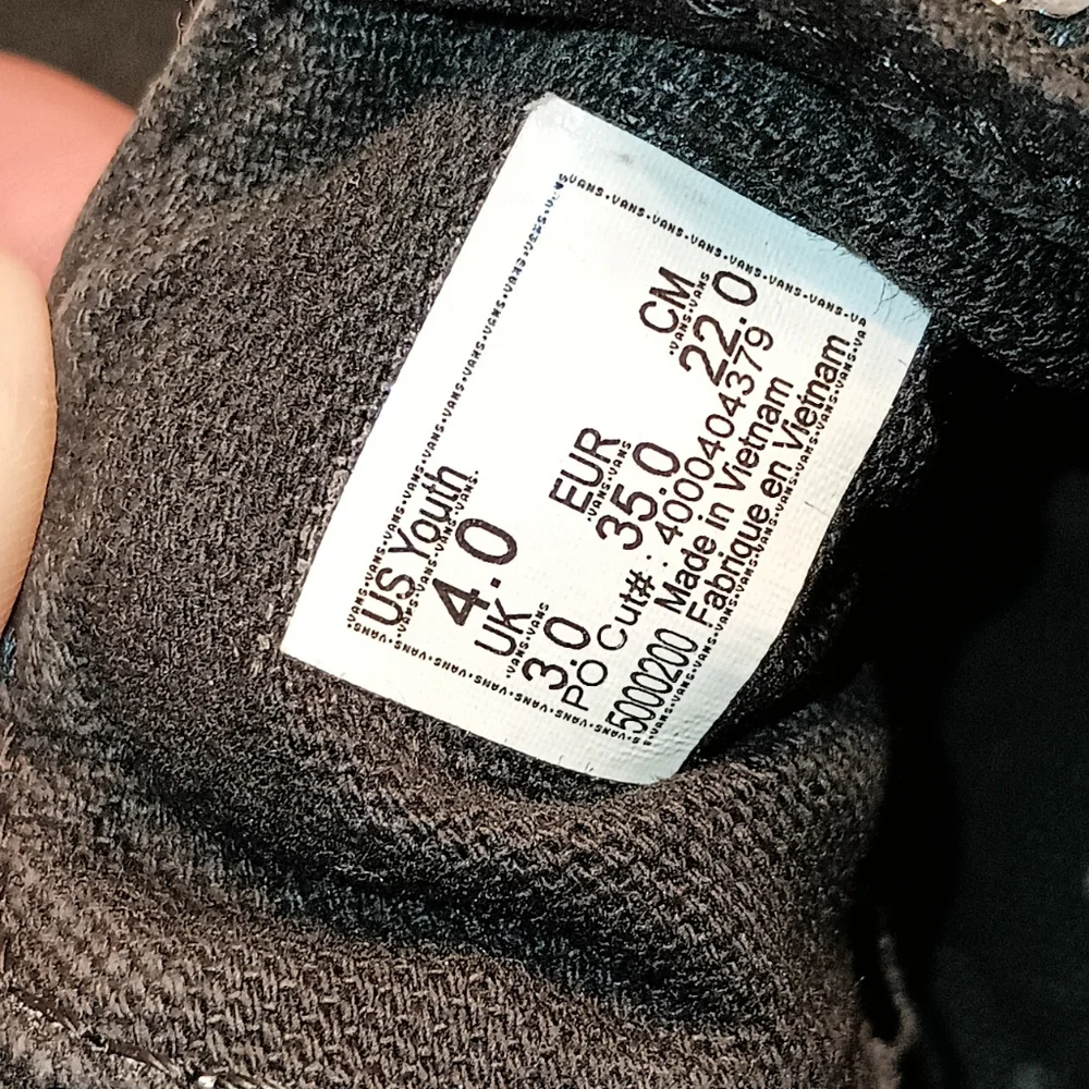 Vans - Picture 5 of 5